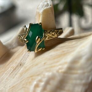 Green onyx 18k yellow gold over silver ring
